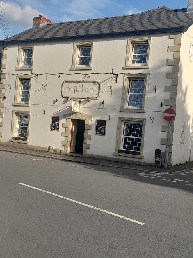 The Cock Hotel Bronllys 외부 사진